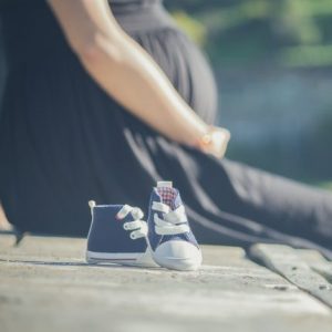 pregnant-2720433_1280